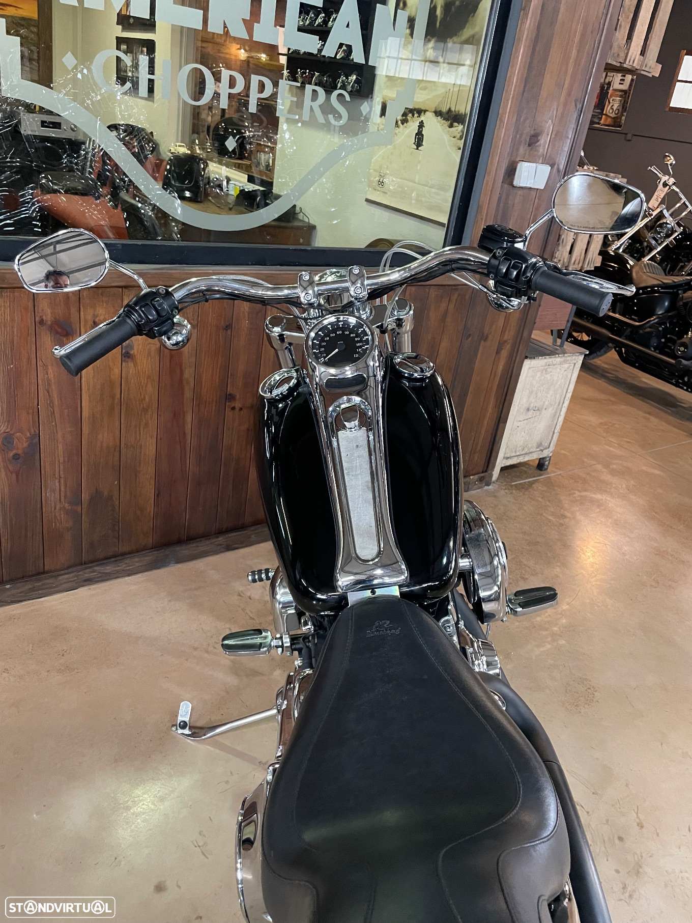 Harley-Davidson FXSTD Softail Deuce - 13