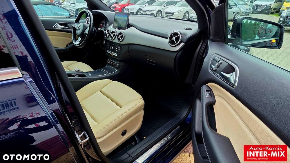 Mercedes-Benz Klasa B - 33