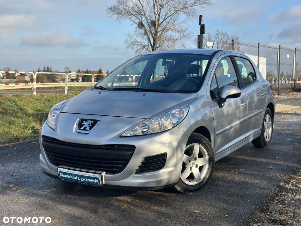 Peugeot 207 - 17