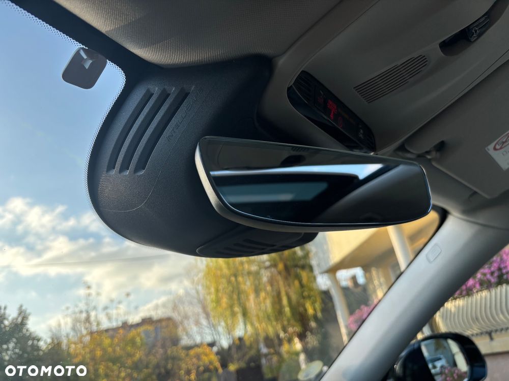 Volvo XC 60 D4 Geartronic Momentum Pro - 33