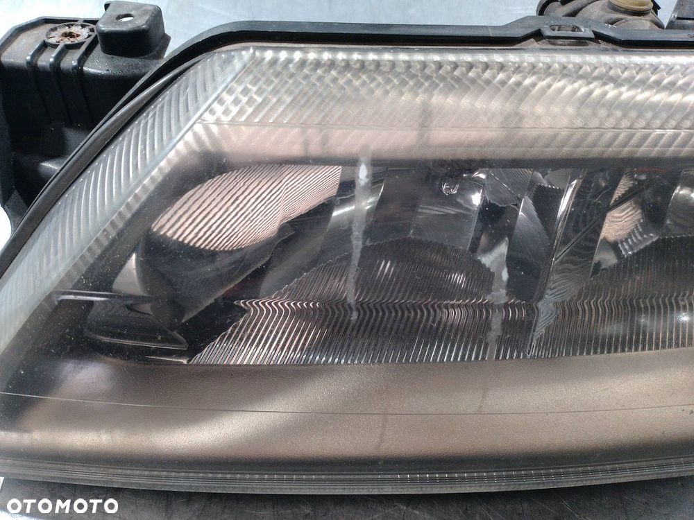 LAMPA LEWA PRZÓD RENAULT LAGUNA II ( 02-07 ) 8200163323  89006908 - 5