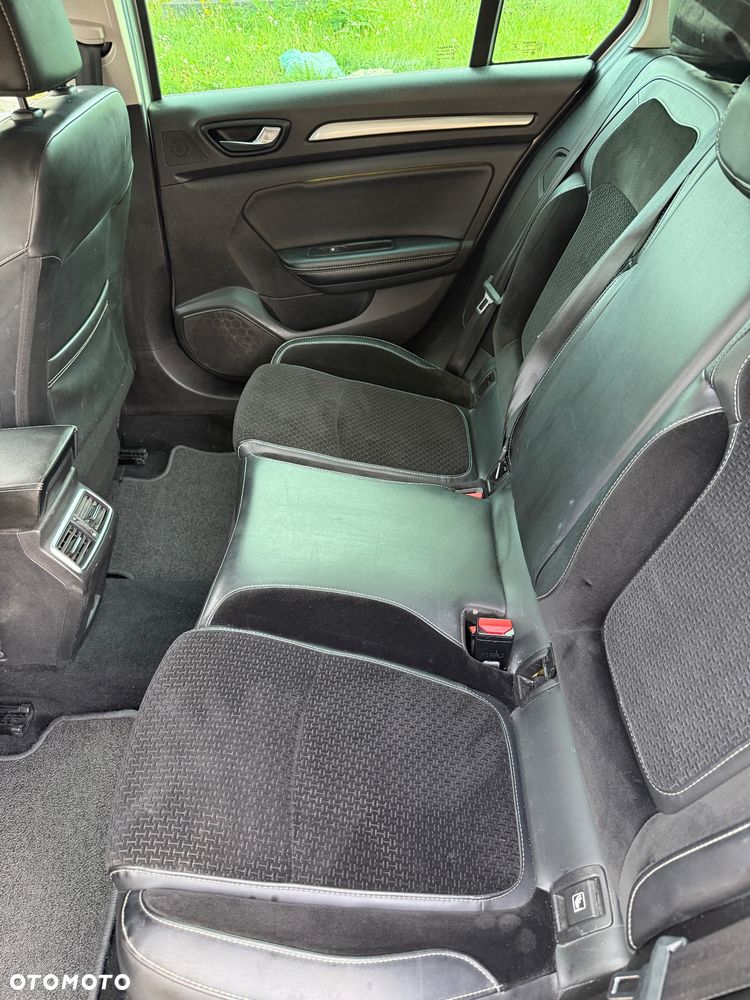 Renault Megane - 24