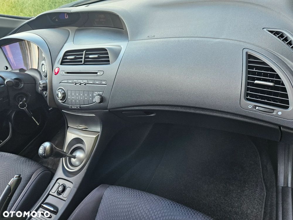 Honda Civic 1.4 i-VTEC Comfort - 30