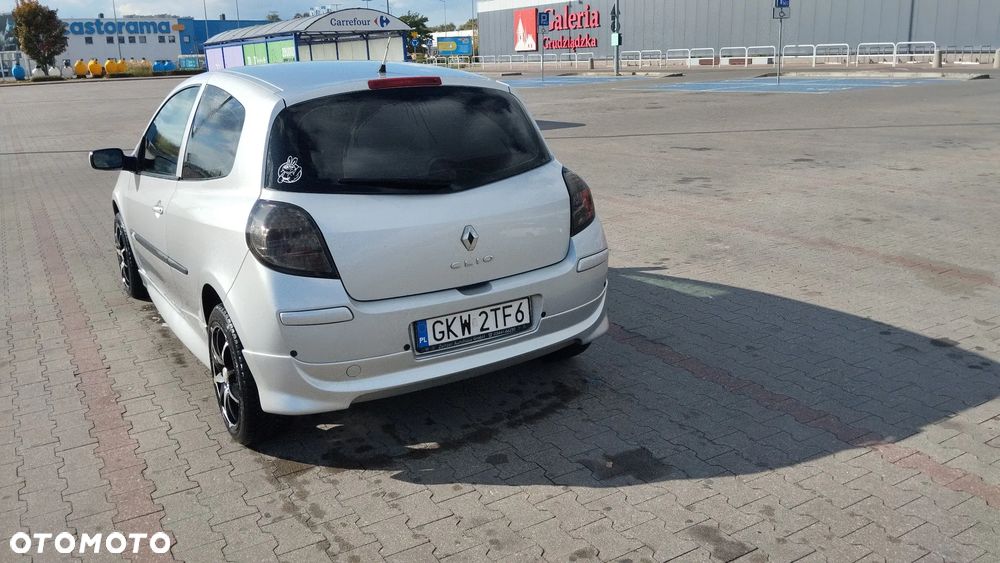 Renault Clio - 4