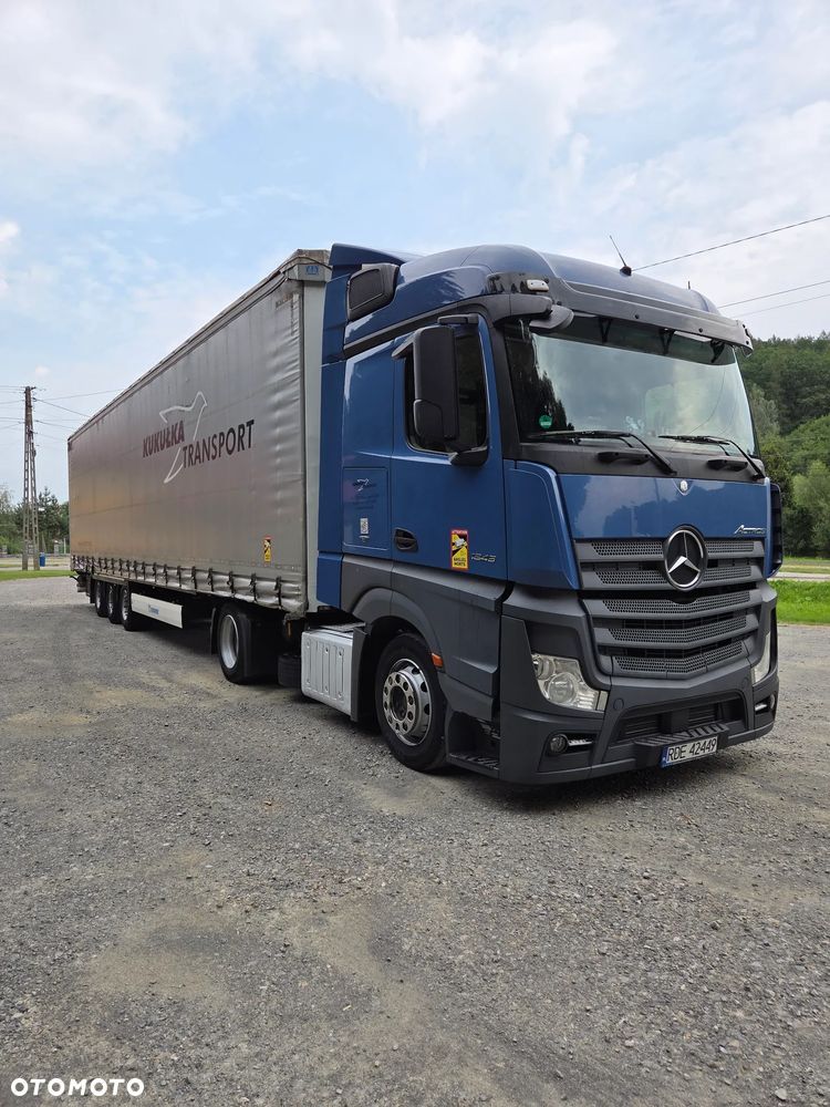 Mercedes-Benz ACTROS - 1