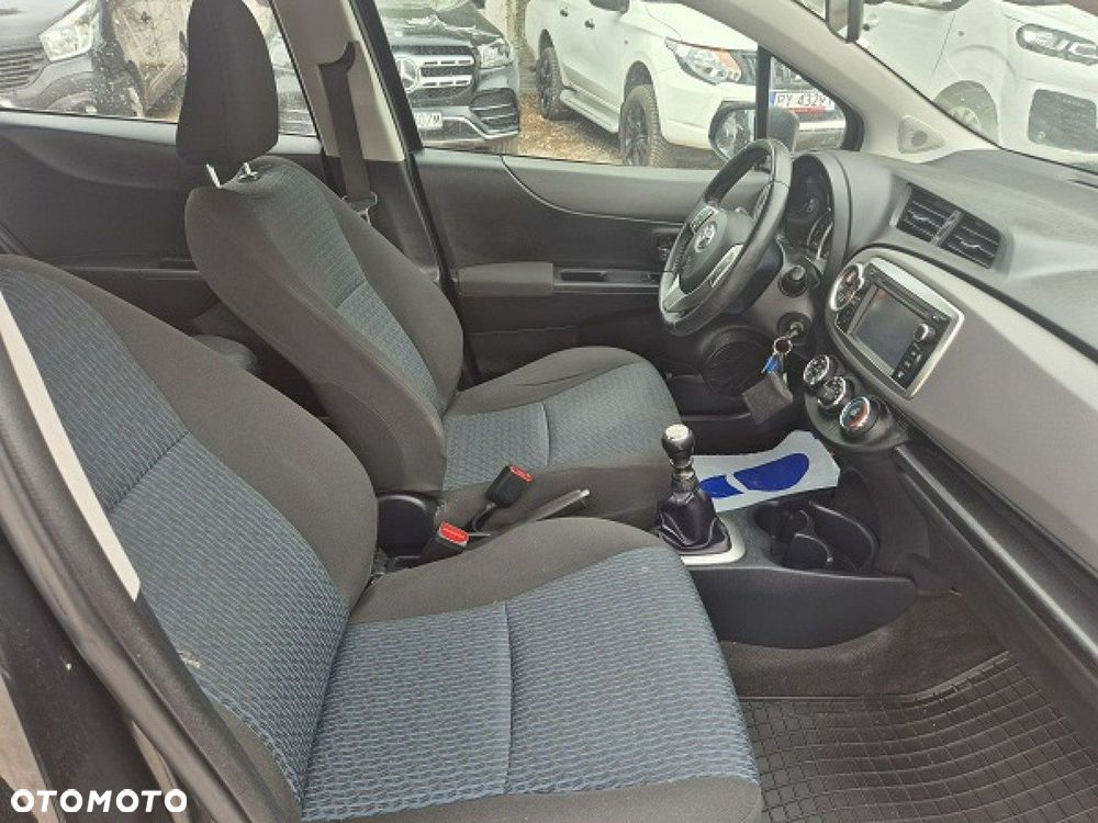 Toyota Yaris - 14