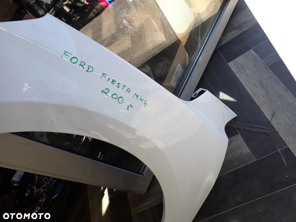FORD FIESTA MK4 BŁOTNIK LEWY - 1