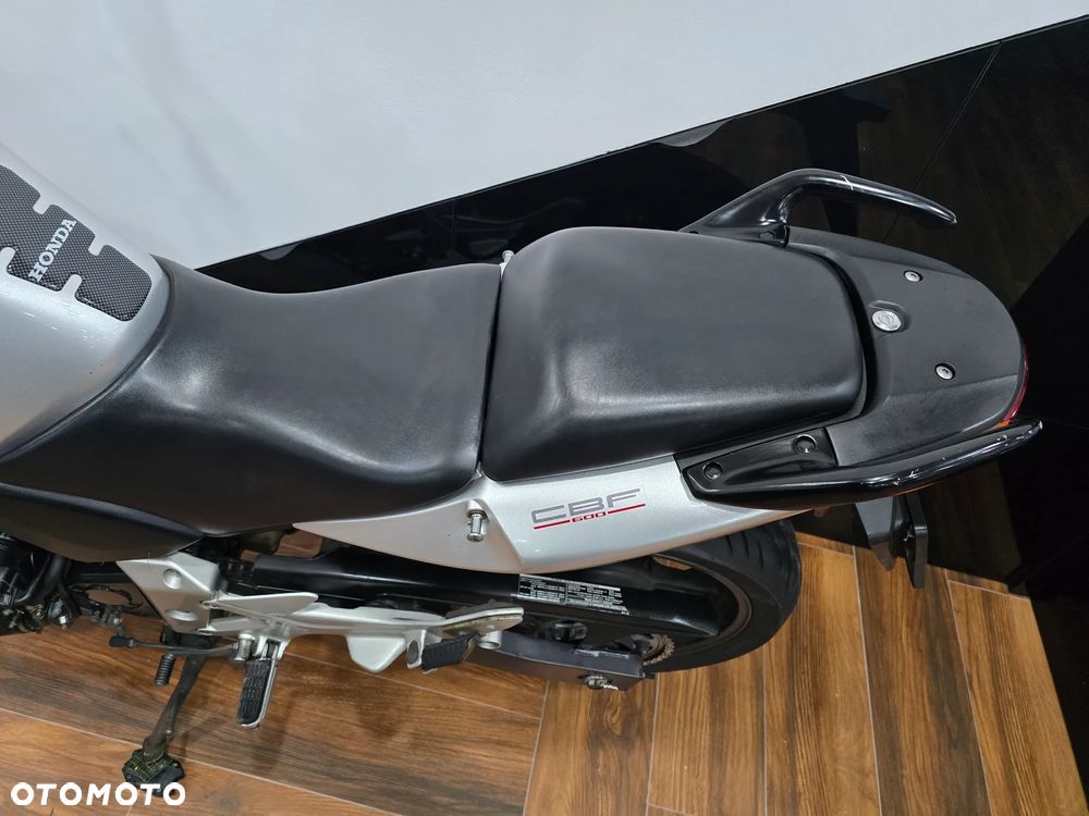Honda CBF - 13