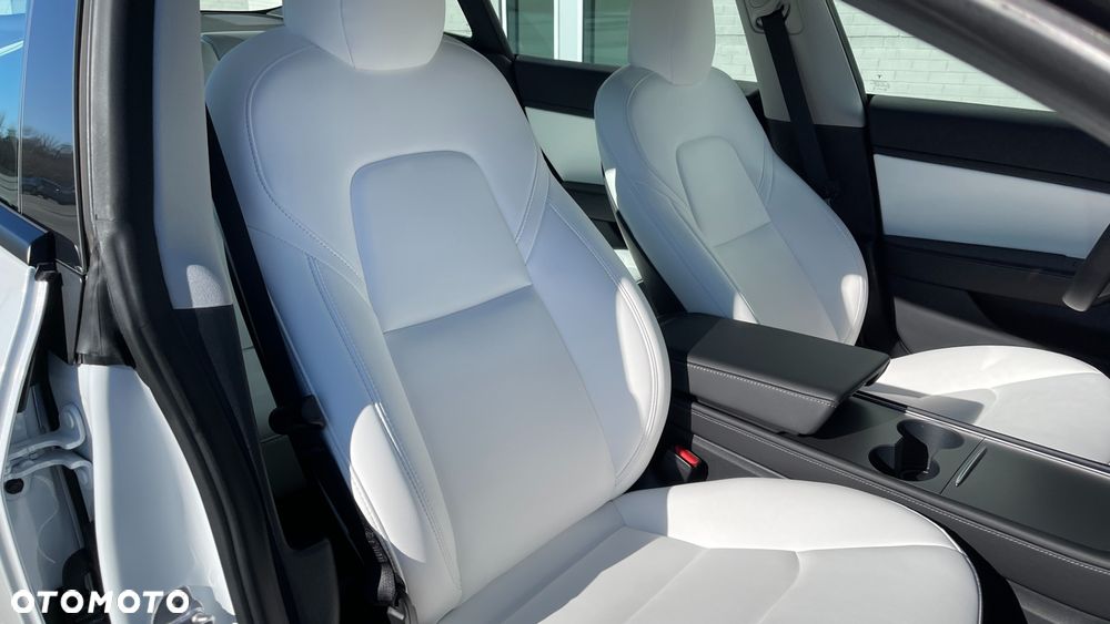 Tesla Model 3 - 20