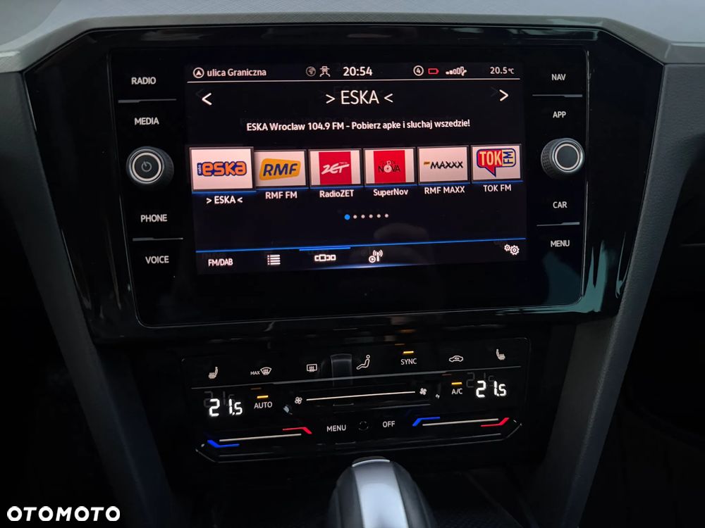 Volkswagen Passat Variant - 11