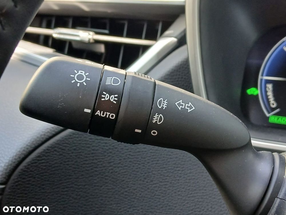 Toyota Corolla Cross 2.0 Hybrid Style AWD - 31