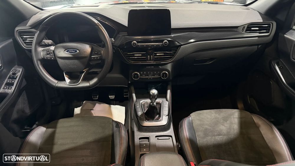 Ford Kuga 1.5 EcoBoost ST-Line X - 5