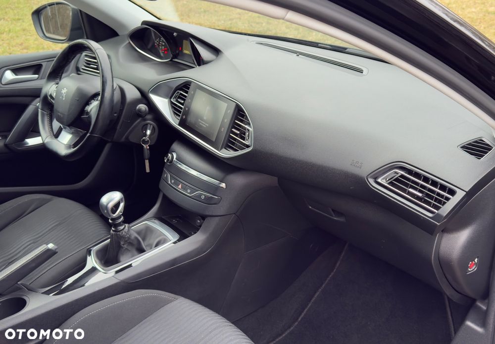 Peugeot 308 - 14