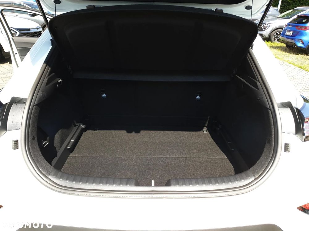 Kia XCeed 1.6 T-GDI Tribute DCT - 17