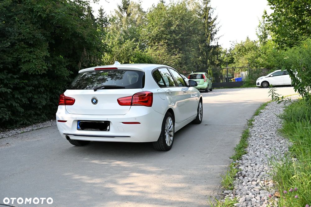 BMW Seria 1 114d Sport Line - 3