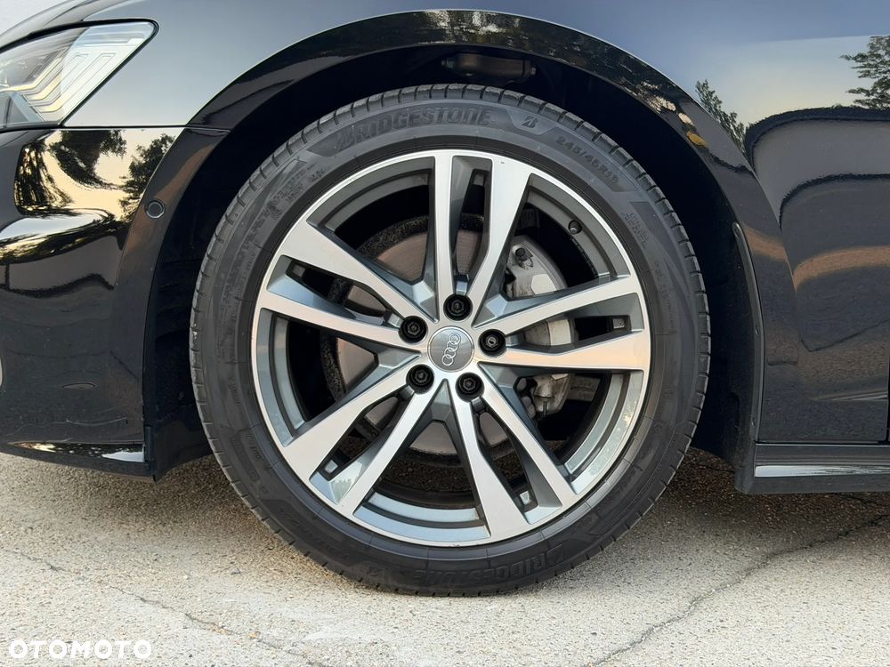 Audi A6 Avant 40 TDI quattro S tronic S line - 16
