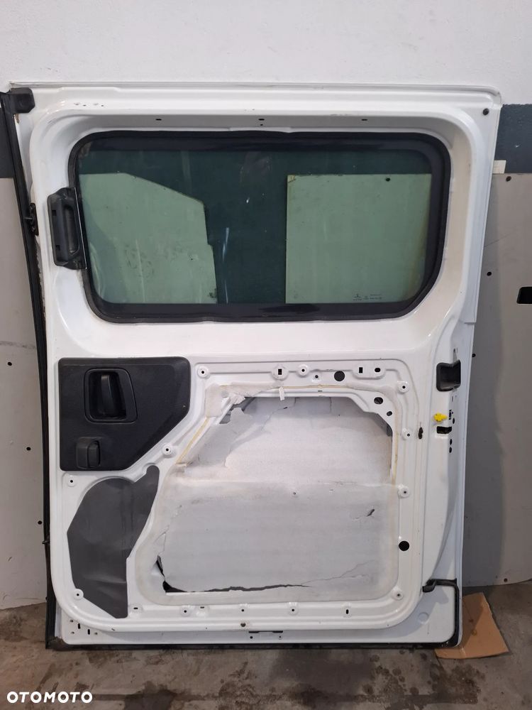 Citroen Jumpy expert Proace drzwi boczne demontaż - 4