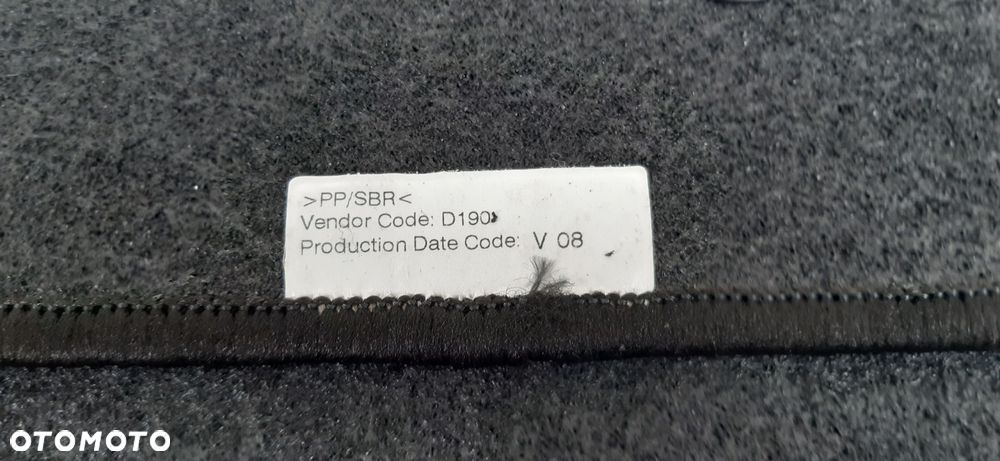 NISSAN PATHFINDER R51 DYWANIKI WELUROWE KE745-5X521 - 5