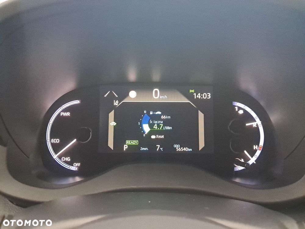 Toyota Yaris Cross - 18