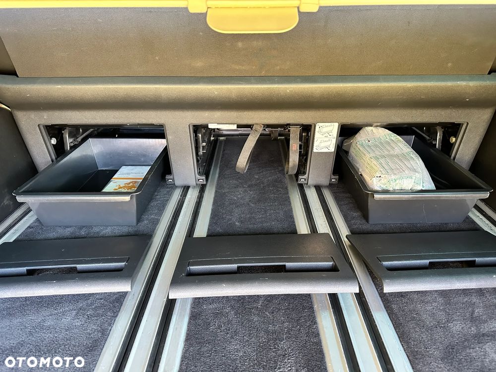 Volkswagen Multivan 2.0 BiTDI L1 Comfortline 4Motion DSG - 12