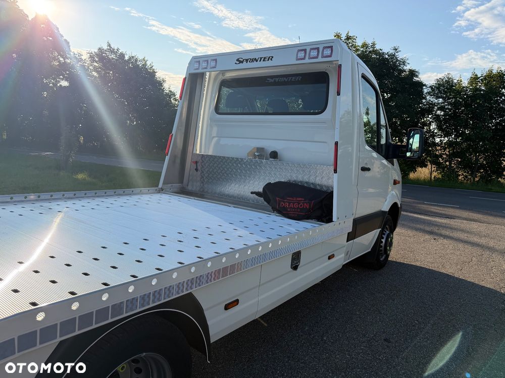 Mercedes-Benz Sprinter - 20