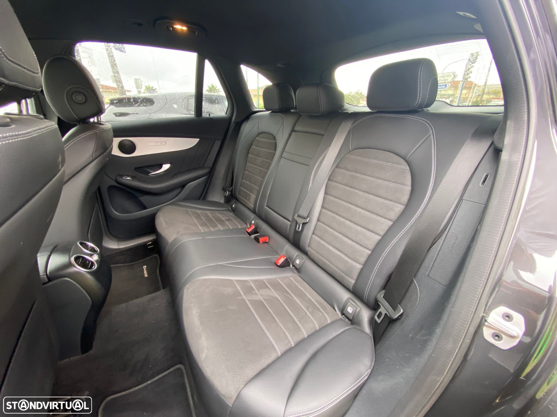 Mercedes-Benz GLC 300 - 16