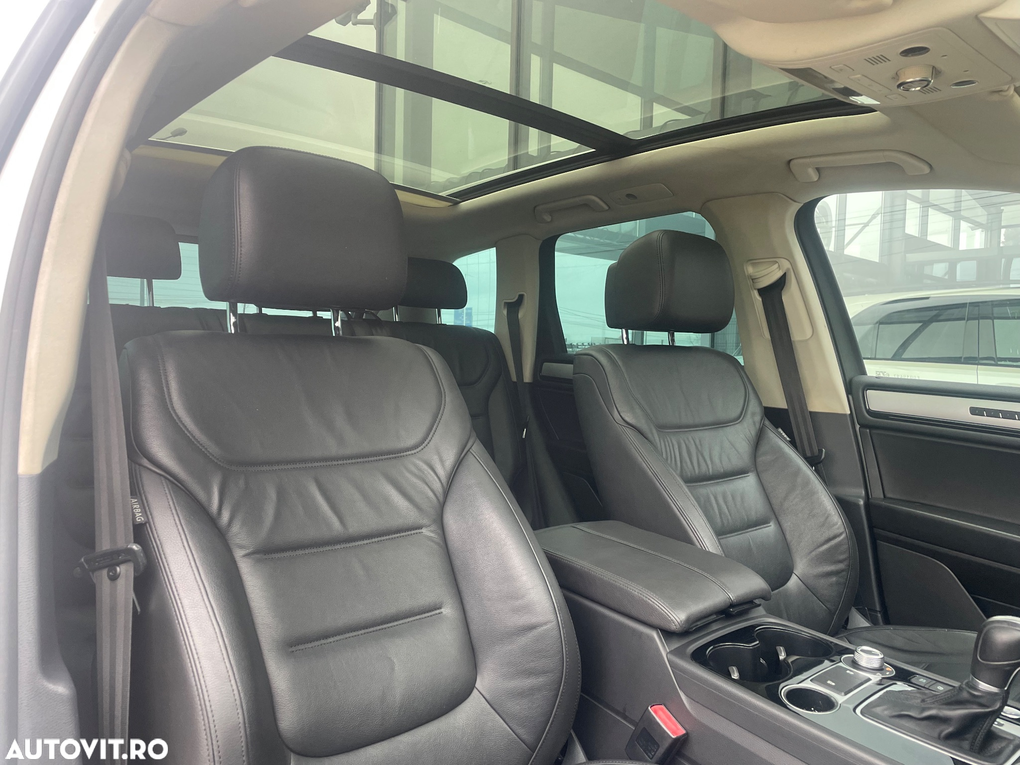 Volkswagen Touareg V6 TDI BMT Supreme Plus - 25