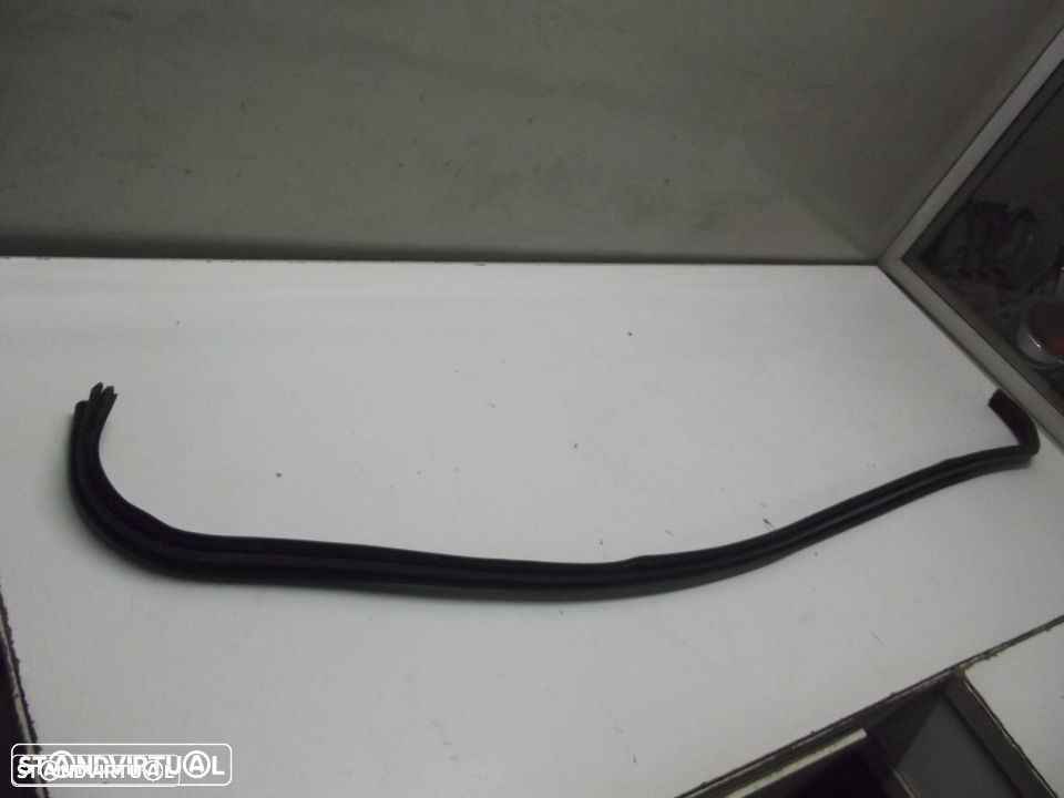 bmw E-30 borracha da frente - 2