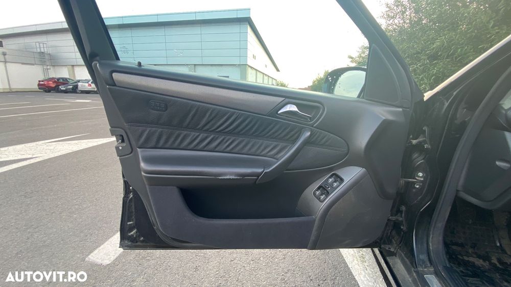 Mercedes-Benz C 270 T CDI Avantgarde - 13