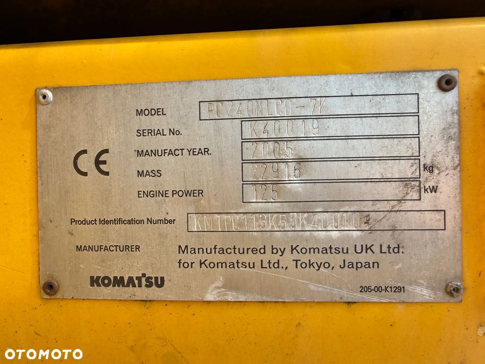 Komatsu PC240 - 7