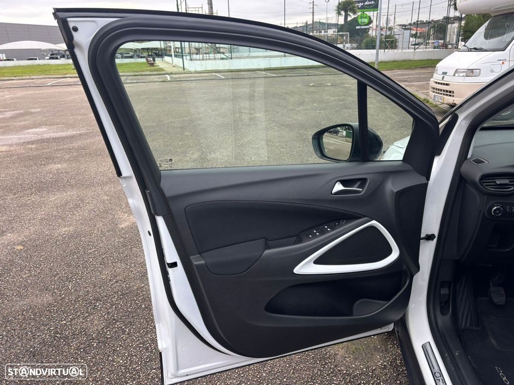 Opel Crossland X 1.2 T 2020 - 18