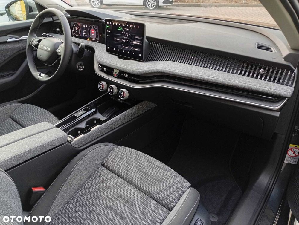 Skoda Superb 2.0 TDI SCR Edition 130 DSG - 27