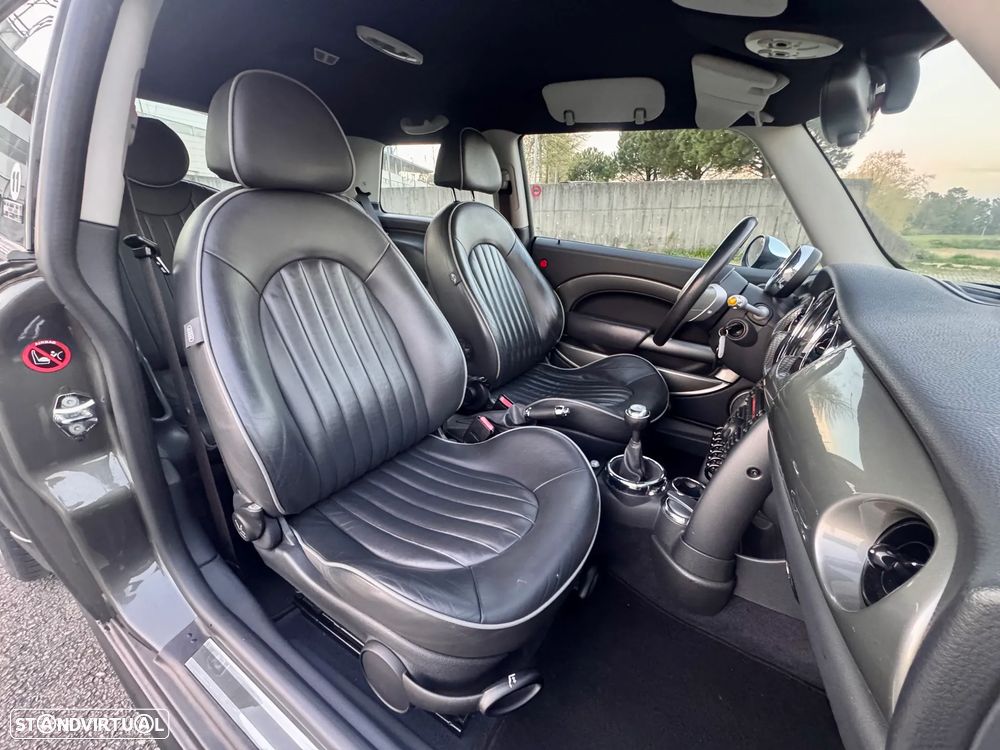 MINI 3 Portas One 1.4 D Parklane - 16