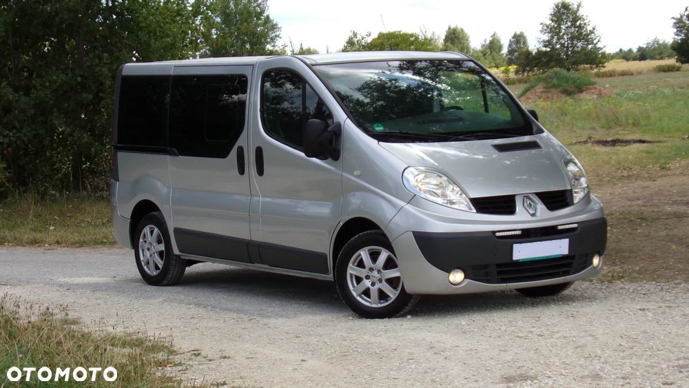 Renault Trafic 2.0 dCi 115 Passenger Expression - 1