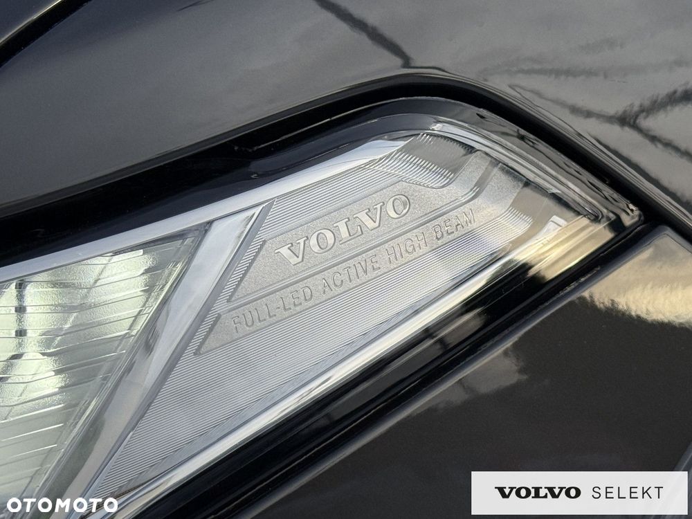 Volvo XC 90 - 40