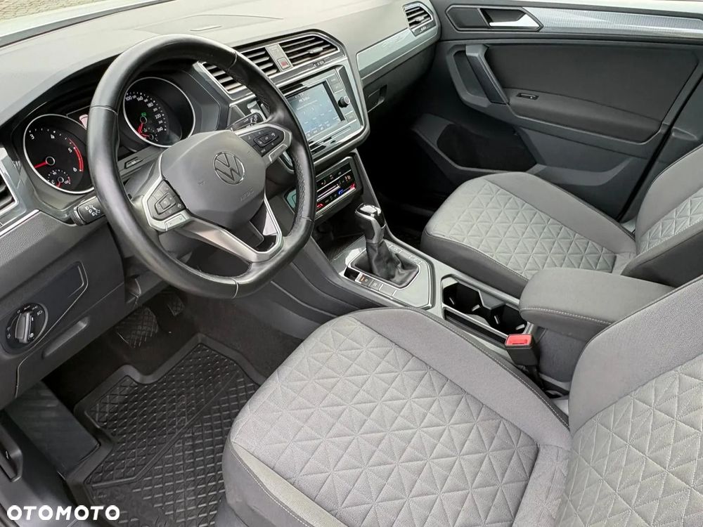 Volkswagen Tiguan 2.0 TDI SCR Elegance DSG - 11