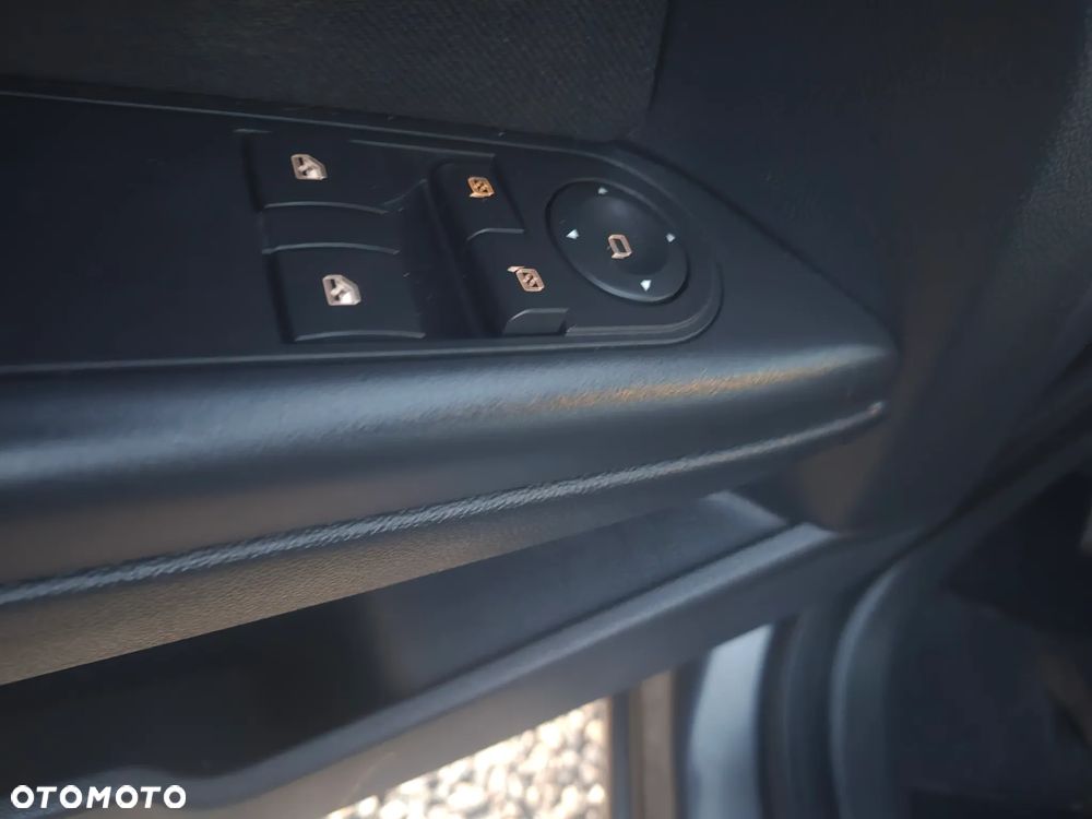 Opel Astra 1.4 Edition 111 Jahre - 28