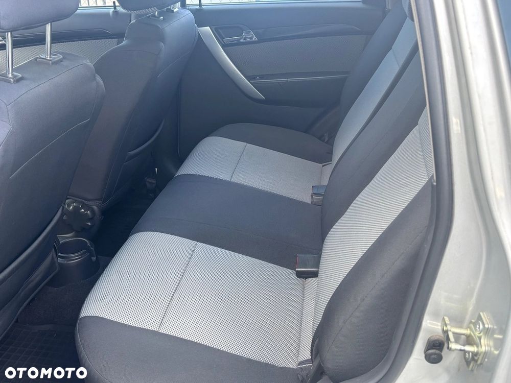 Chevrolet Aveo - 8