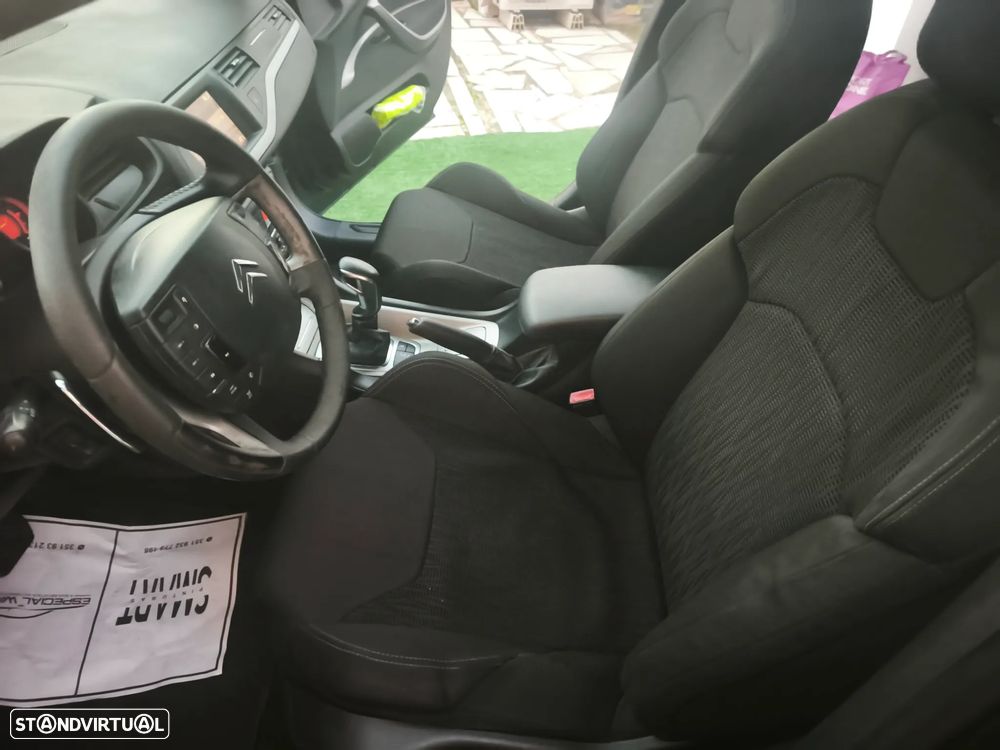 Citroën C5 Tourer 1.6 e-HDi Séduction Air.CMP6 - 12