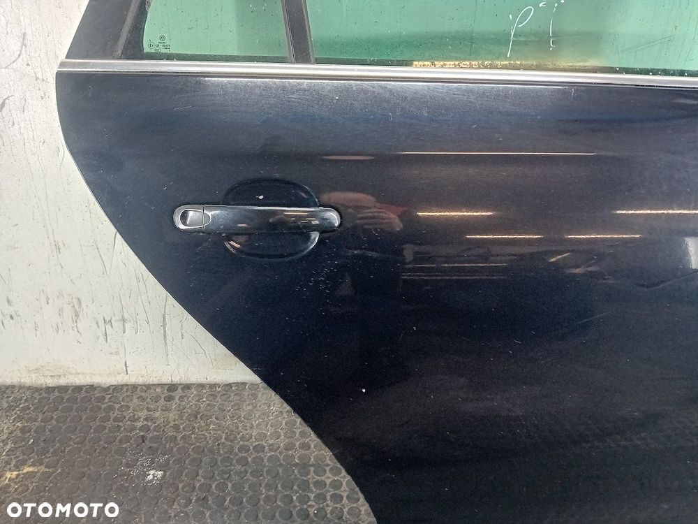 DRZWI TYŁ PRAWY  VW GOLF V LC9X KOMBI - 2