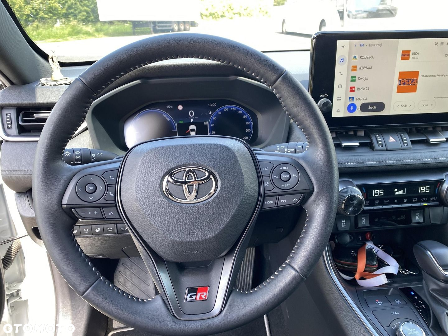 Toyota RAV4 - 18