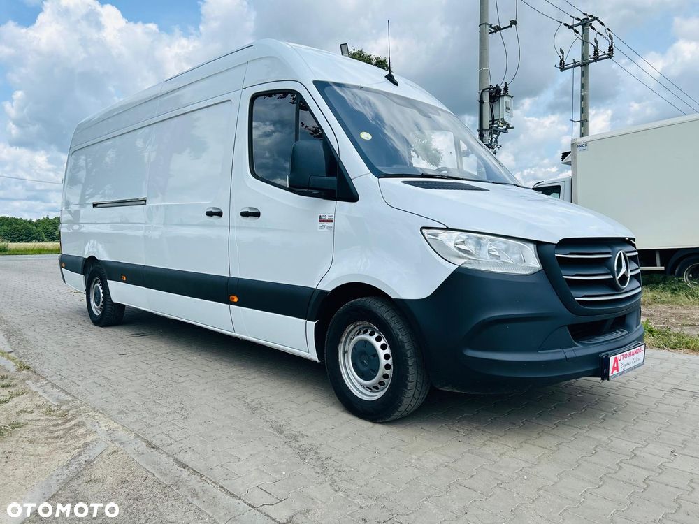 Mercedes-Benz Sprinter - 10