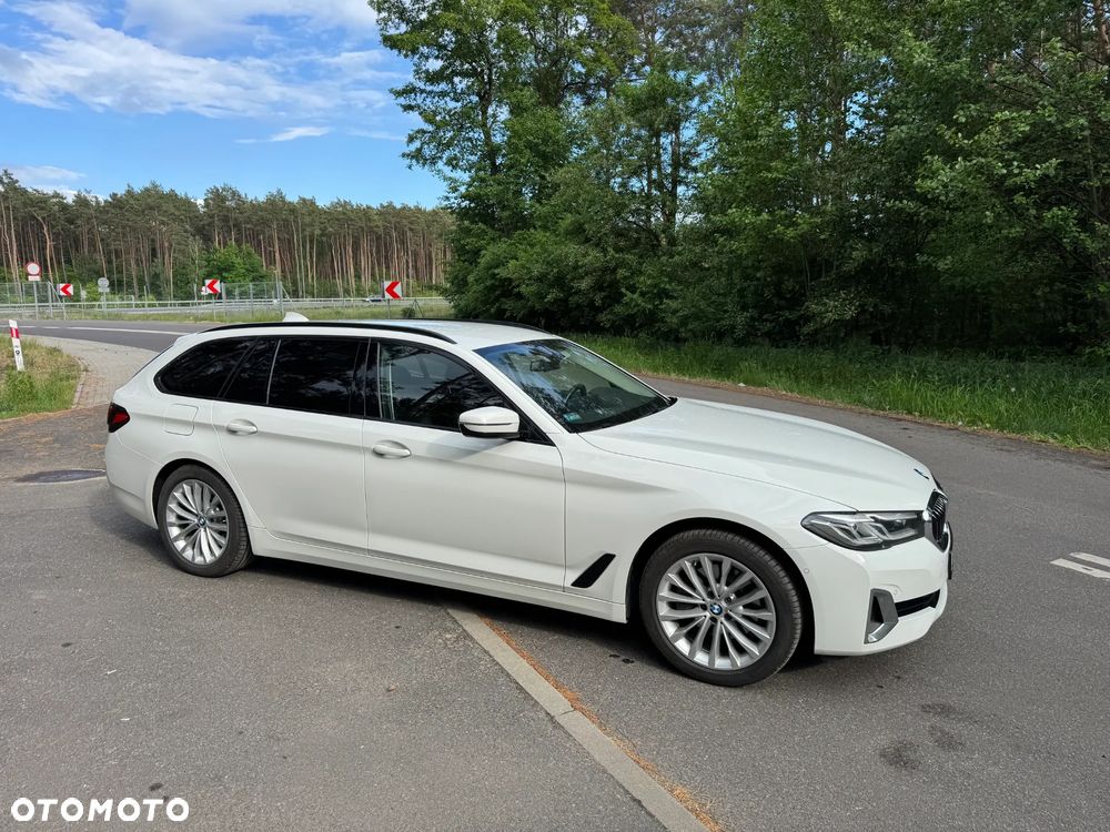 BMW Seria 5 520d Luxury Line - 6