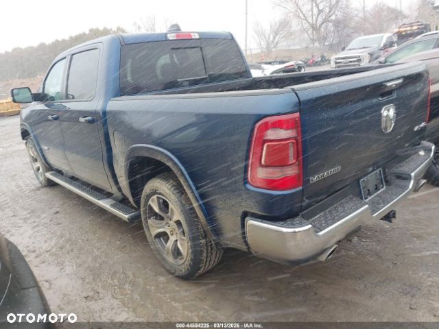 RAM 1500 5.7 Crew Cab Laramie - 3