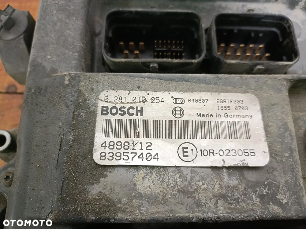 DAF LF45 2004 r. 5,9 TD sterownik komputer silnika BOSCH 0281010254 * - 2