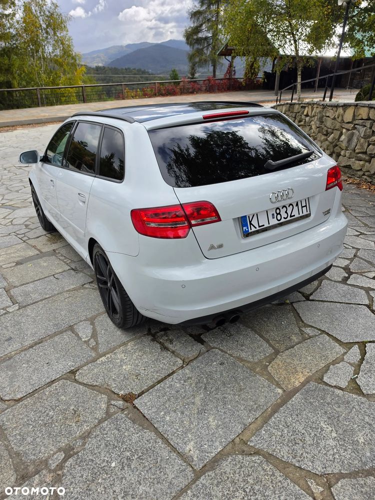 Audi A3 Sportback 2011 photo 5