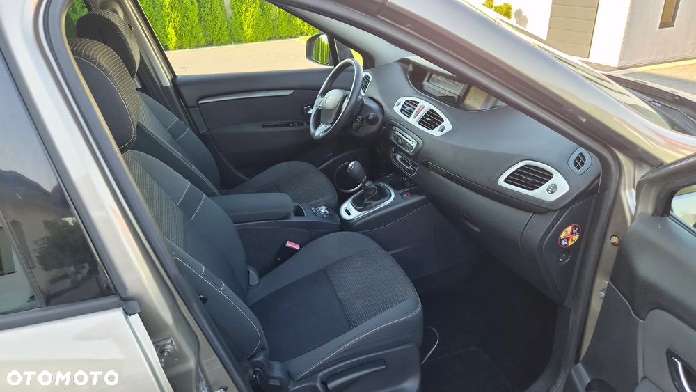 Renault Scenic TCe 130 Dynamique - 8