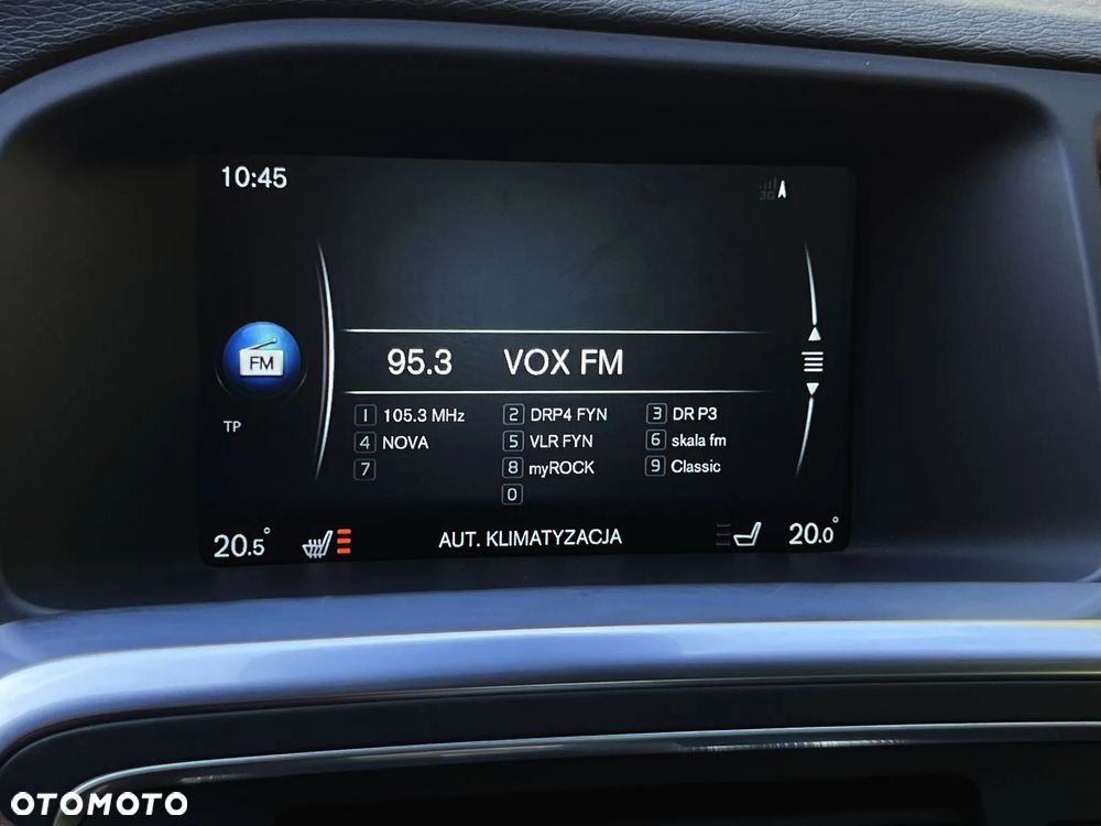 Volvo V60 D4 Geartronic Summum - 35