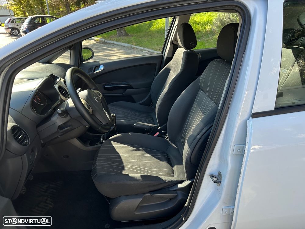Opel Corsa 1.3 CDTI Enjoy EcoFLEX - 9