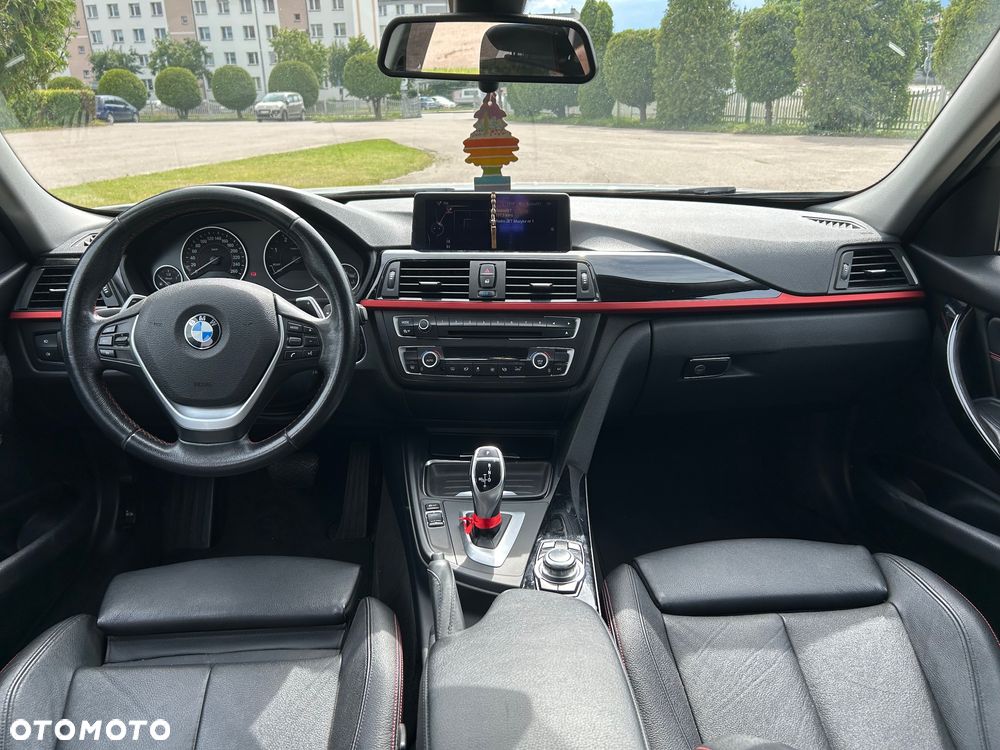 BMW Seria 3 330d Sport Line - 21